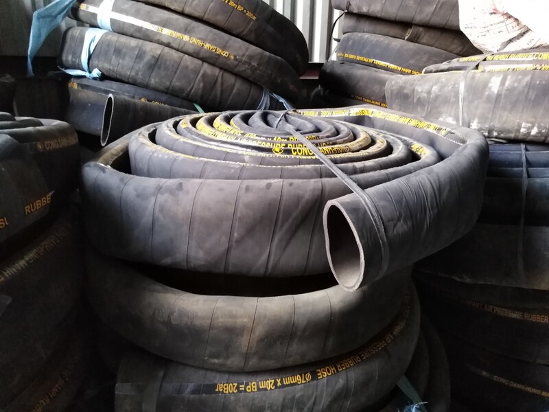 Cách lựa chọn ống cao su chống nổ phù hợp với nhu cầu sử dụng
